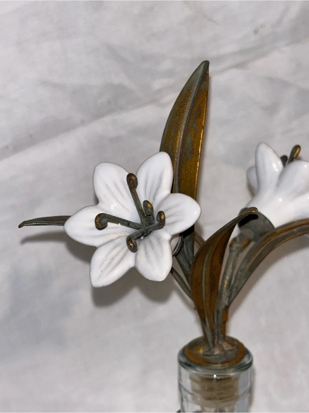 Vintage Tole Gilt Metal Porcelain Lily French Style Flower Glass Bottle Stopper